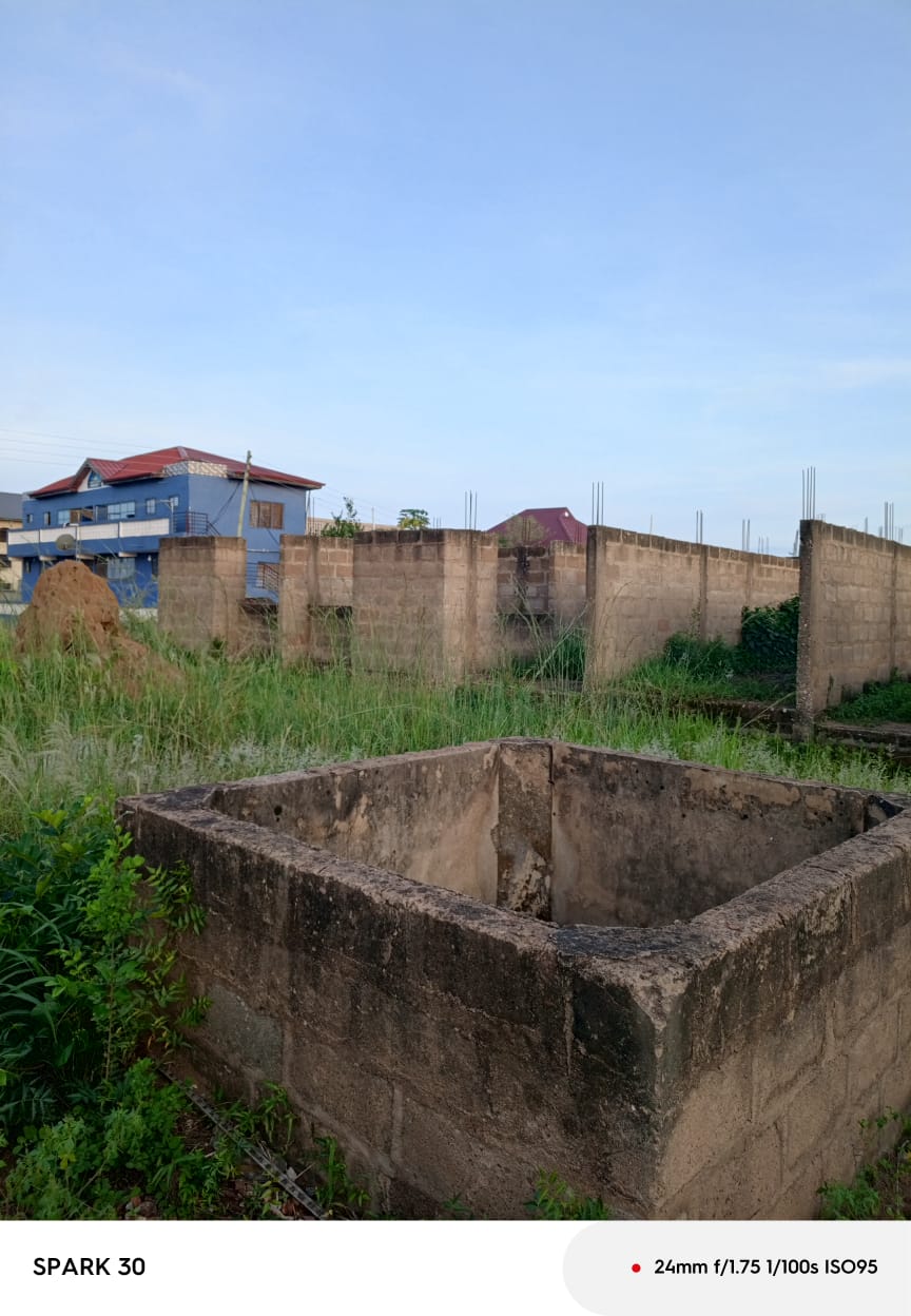 2 UNITS OF 2BRM UNROOFED WITH STOREY FOUNDATION @ NSAKINA/MANHEAN