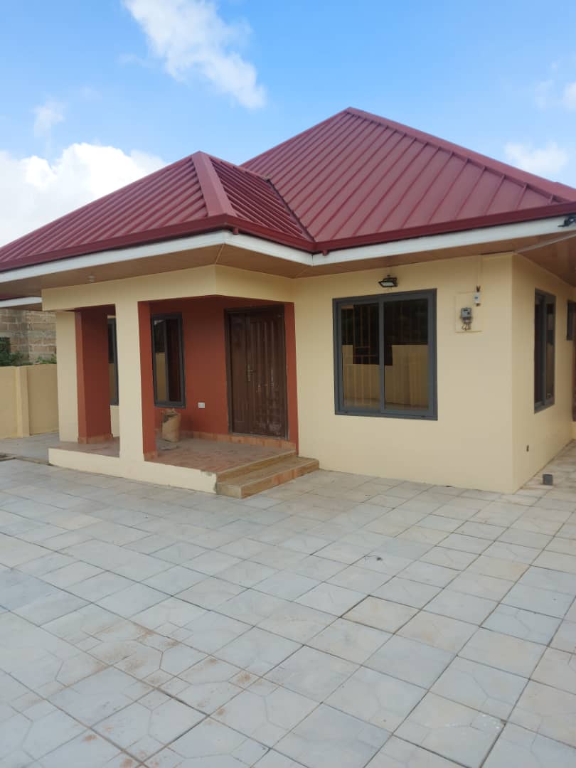 TITLED 2 MASTER BRM HOUSE @ AGBOGBA ACCRA