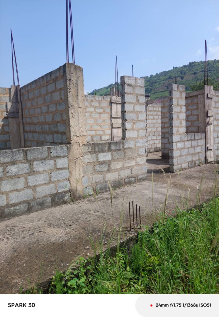 2 UNITS OF 2BRM APARTMENTS ON HALF PLOT @ ABOUM KWABENYA